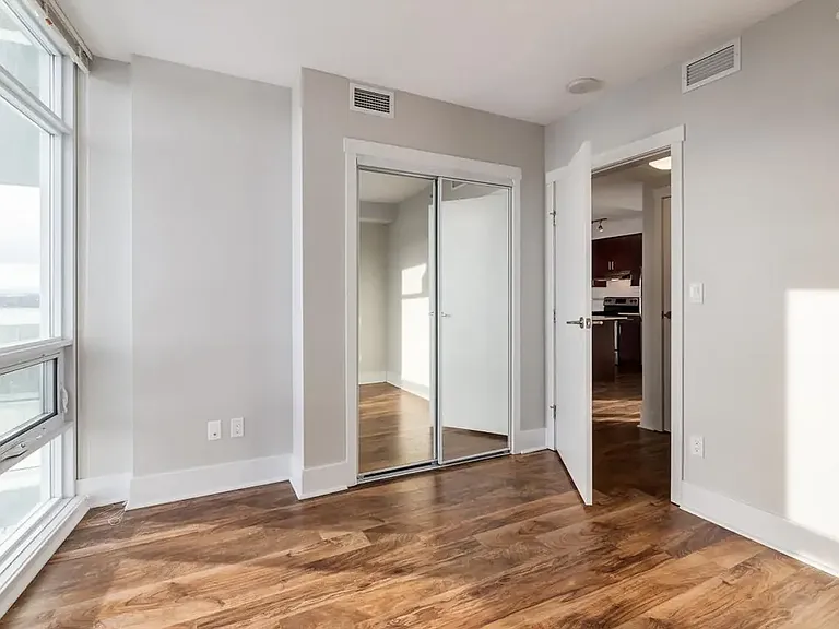 2160 Paliswood Rd SW — Photo 17