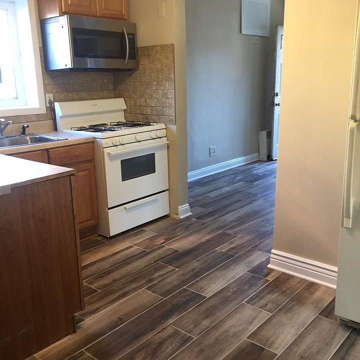 2nd image of 57 Money St