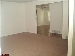 4th image of 2212 Outlook Dr