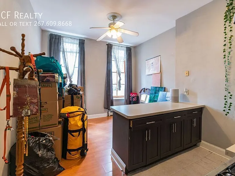 2123 Spring Garden St #2F — Photo 1