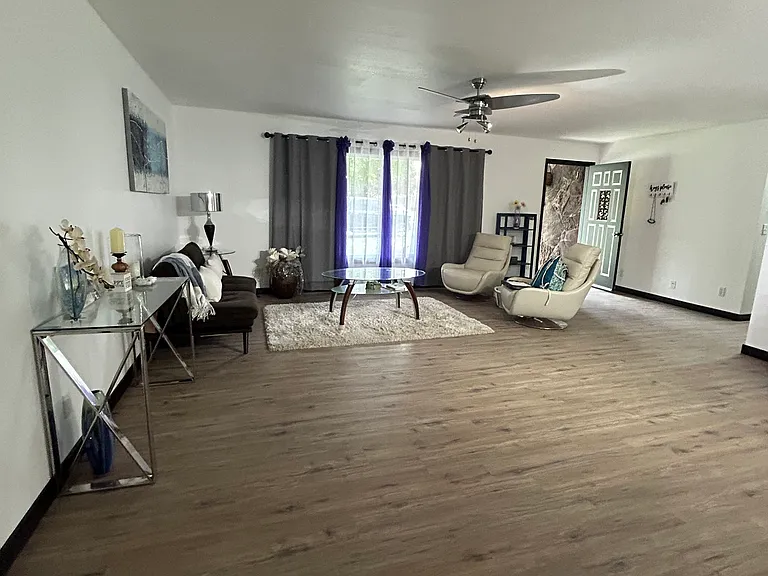 Rainbow Cir — Photo 4