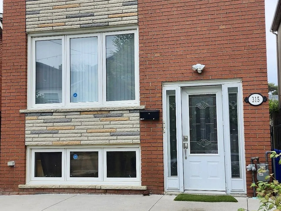 315 Harvie Ave #2