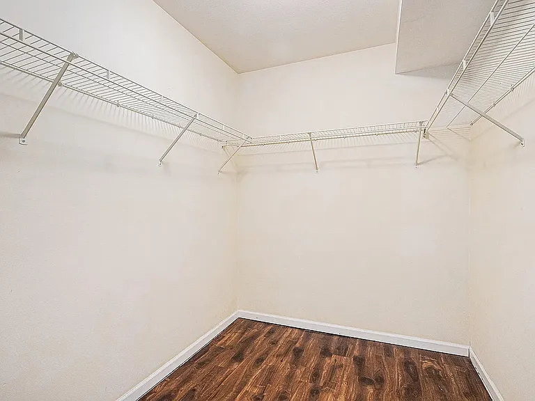 13311 Wurtsboro Dr — Photo 9