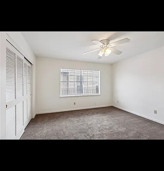 4416 Lake Vista Dr #C — Photo 8