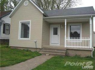 315 1st St, Mokane, MO 65059