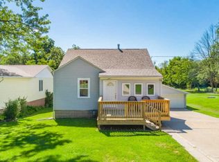 4421 N Carola Ct, Peoria, IL 61615