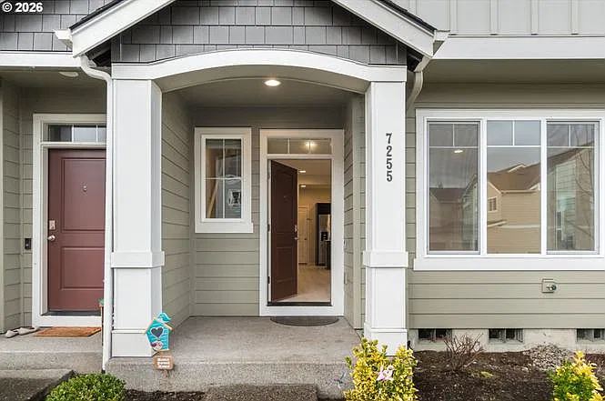 NW 165th Ave, Portland — Photo 1