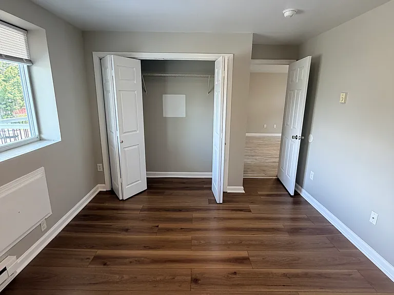 129 Cosey Beach Ave #B2 — Photo 12