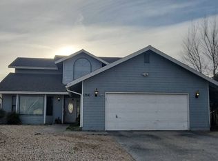 13510 Driftwood Dr, Victorville, CA 92395