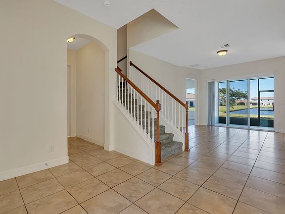 3rd image of 2121 Painter Ln