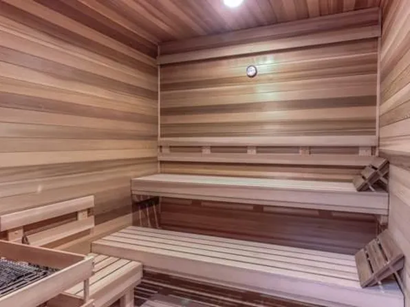 417 S. Barrington Avenue, 417 S Barrington Ave, Los Angeles, CA 90049