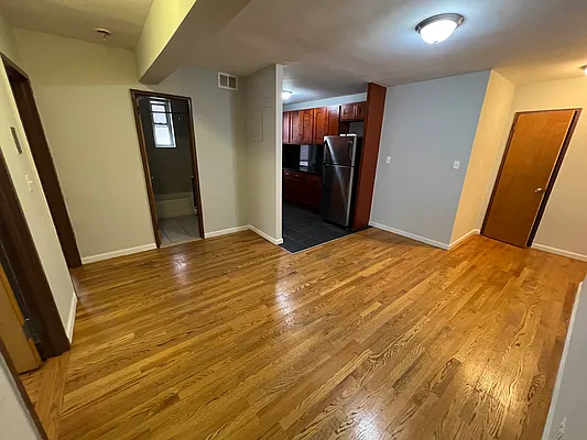 Rented by Sterea Agency | media 2