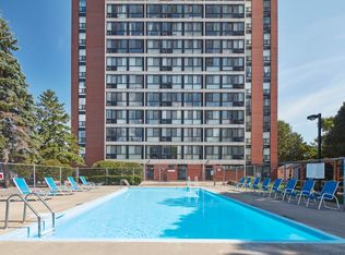 Waterford Tower, Mississauga, ON L5N 3R8