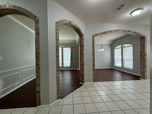 5th image of 2125 Kiowa Ct