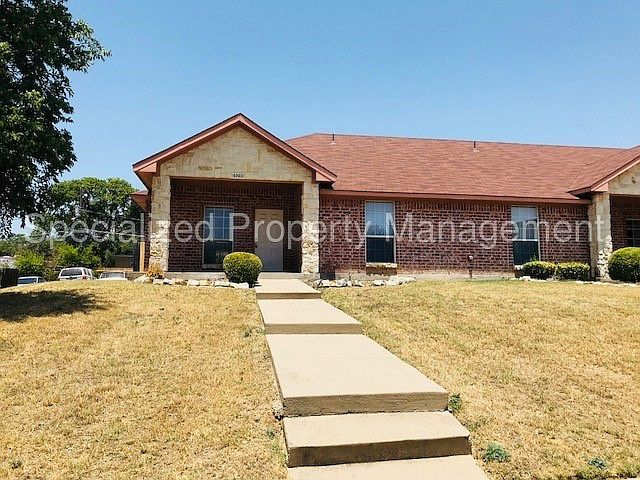 1st image of 4920 Diaz Ave