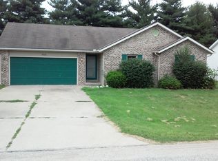 4332 S Hidden Way St, Terre Haute, IN 47802