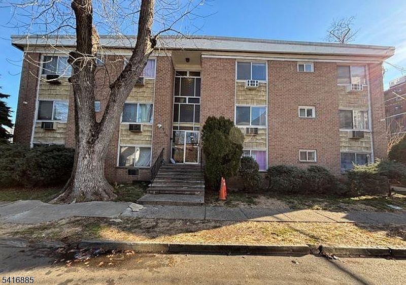 1st image of 740 Vose Avenue #C-5