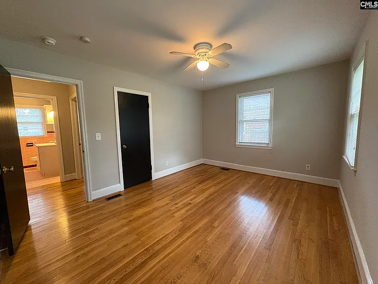 1047 S Holly St — Photo 16