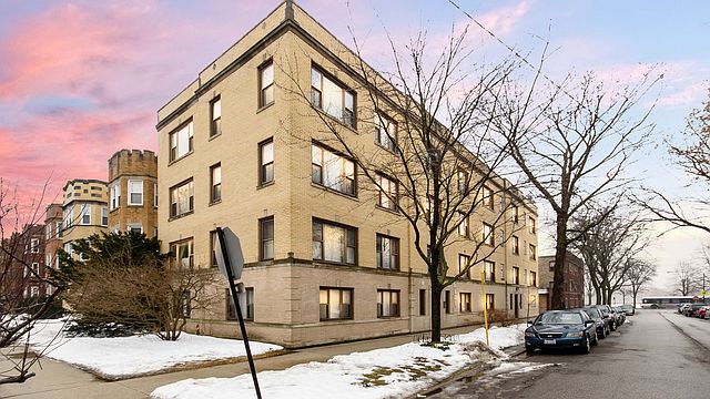 1st image of 5223 N Hoyne Ave #2