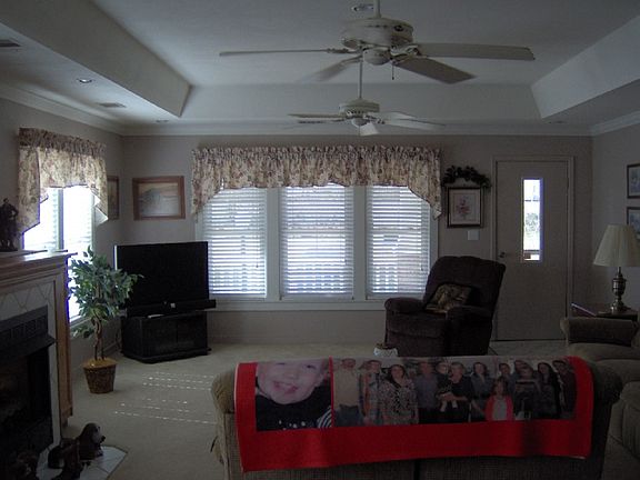 2nd image of 16658 N Ozark Ave