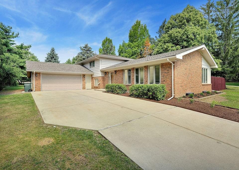 1st image of 4205 Victoria Dr
