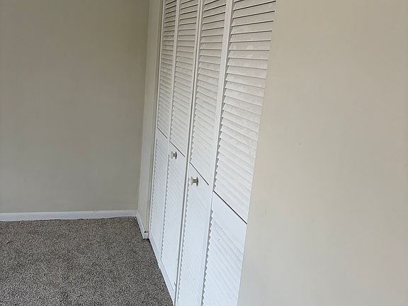 3rd image of 2262 Rockspring Rd APT 23