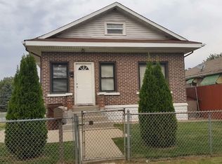 201 W Oak Ave, Lockport, IL