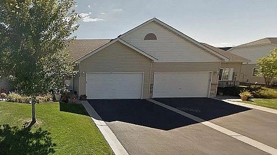 1st image of 1128 Iris Dr
