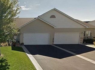 1128 Iris Dr, Saint Paul, MN 55127