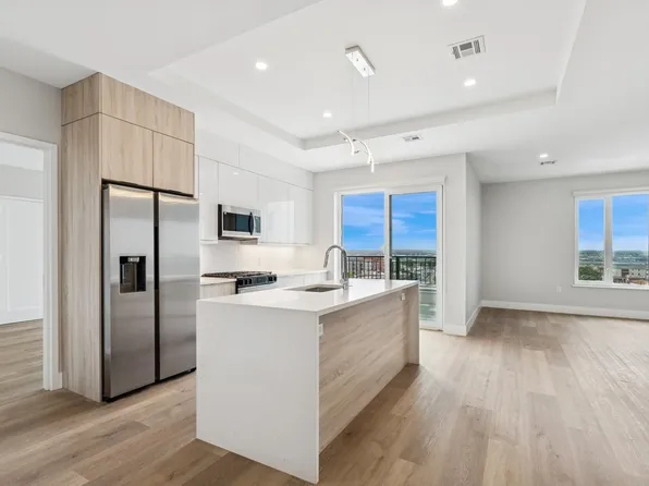 6810 Polk Street image 9 of 26