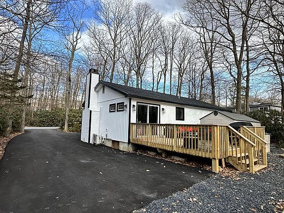 4th image of 111 Dorchester Dr