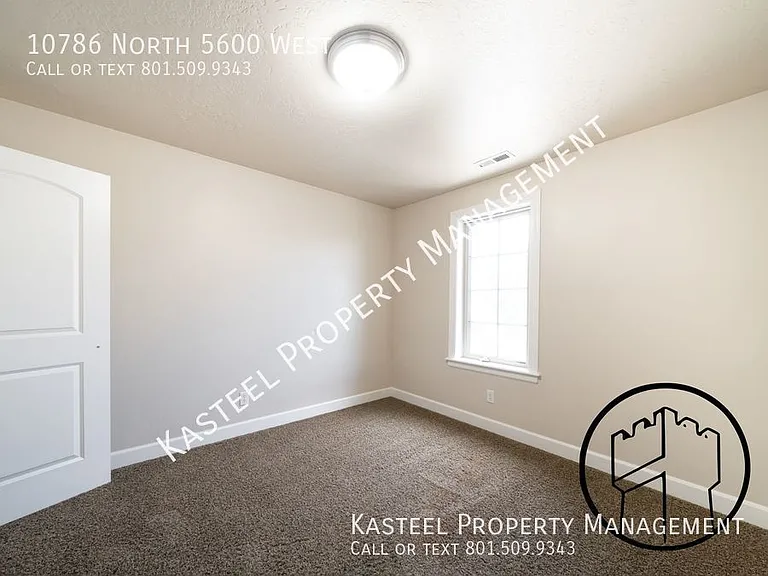10786 N 5600 W — Photo 21