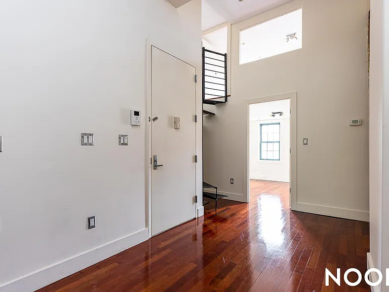 184 Jefferson St #3L — Photo 13