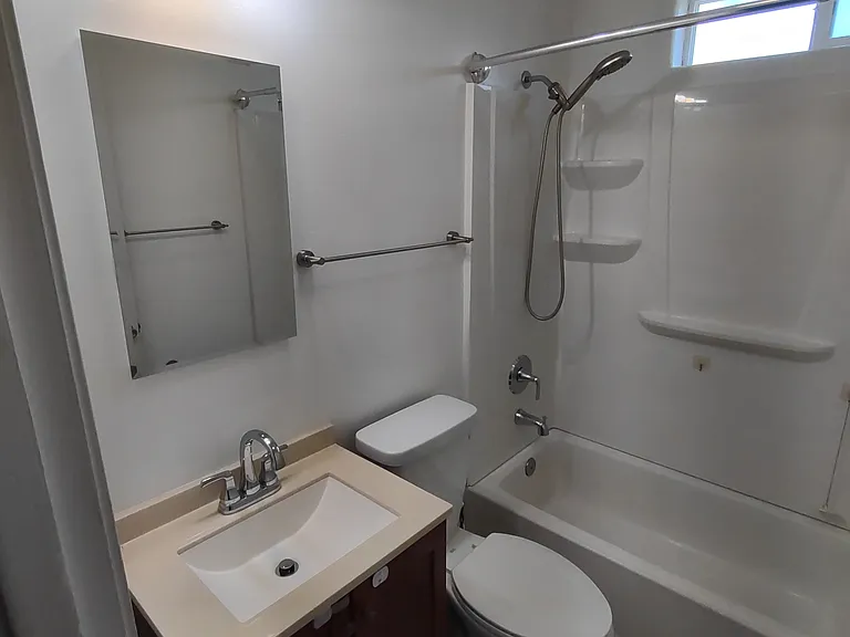 1460 Oxford Way — Photo 65