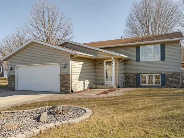 940 Pine Ct NE, Pine Island, MN 55963
