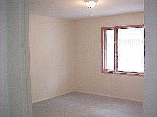 2nd image of 222 Dexter St