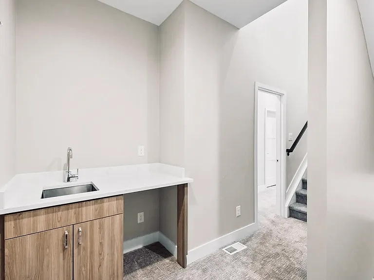 third floor wet bar