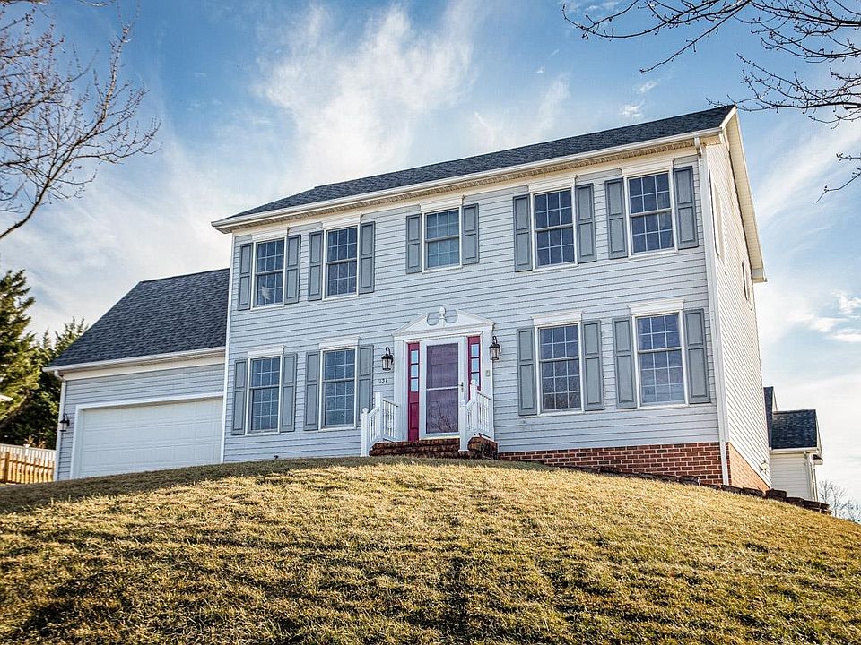 1st image of 1131 Decca Dr
