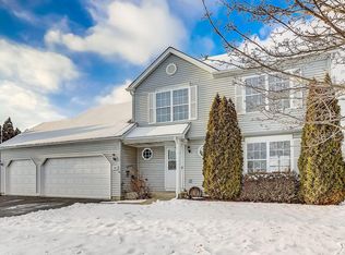 1135 Pheasant Dr, Genoa City, WI 53128