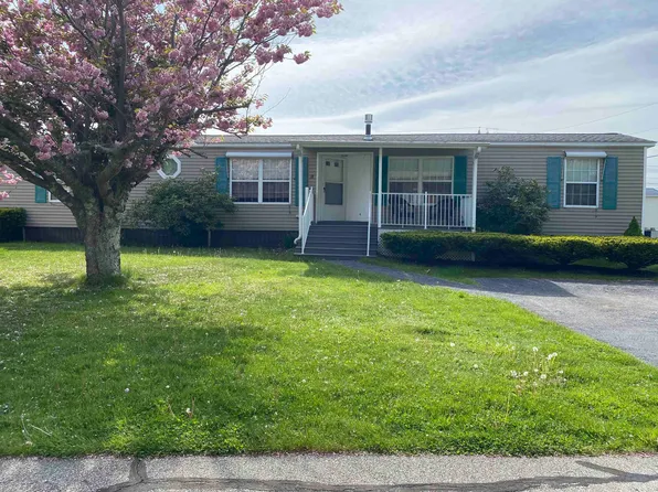 18 BLUEBERRY Lane, Seabrook, NH 03874
