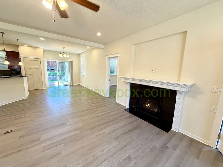 14568 SW 82nd Ave — Photo 3