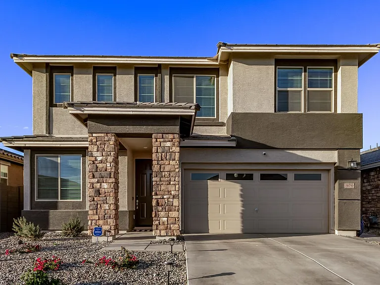 19210 W Solano Dr — Photo 5