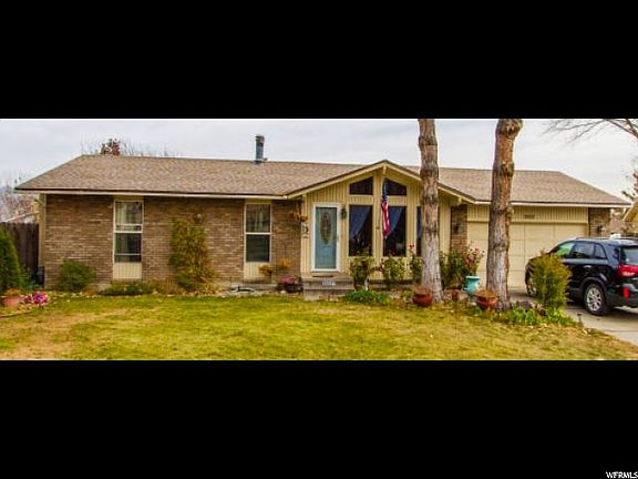 2nd image of 9669 S Shettleston Cir