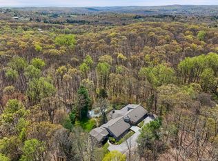 68 Old Aspetong Road, Katonah, NY 10536