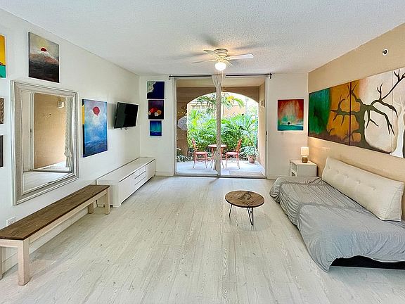 3rd image of 19877 E Country Club Dr APT 105