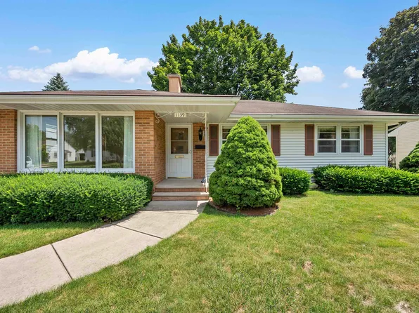 1139 Meacham St, Green Bay, WI 54304