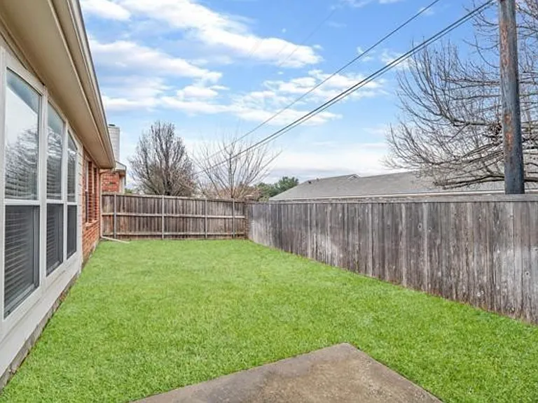 913 Soccer Dr — Photo 19