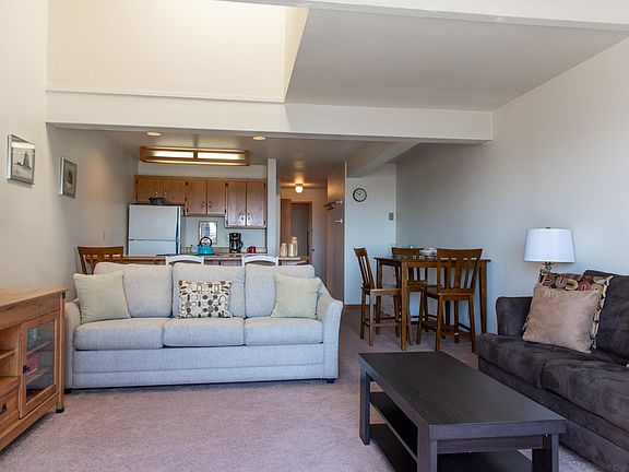 4th image of 1000 SE Bay Blvd #454/455