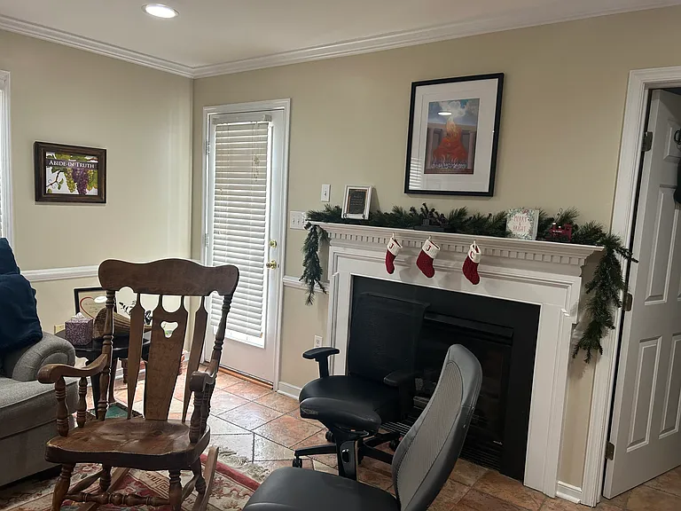 10136 Oakley Pointe Dr — Photo 6