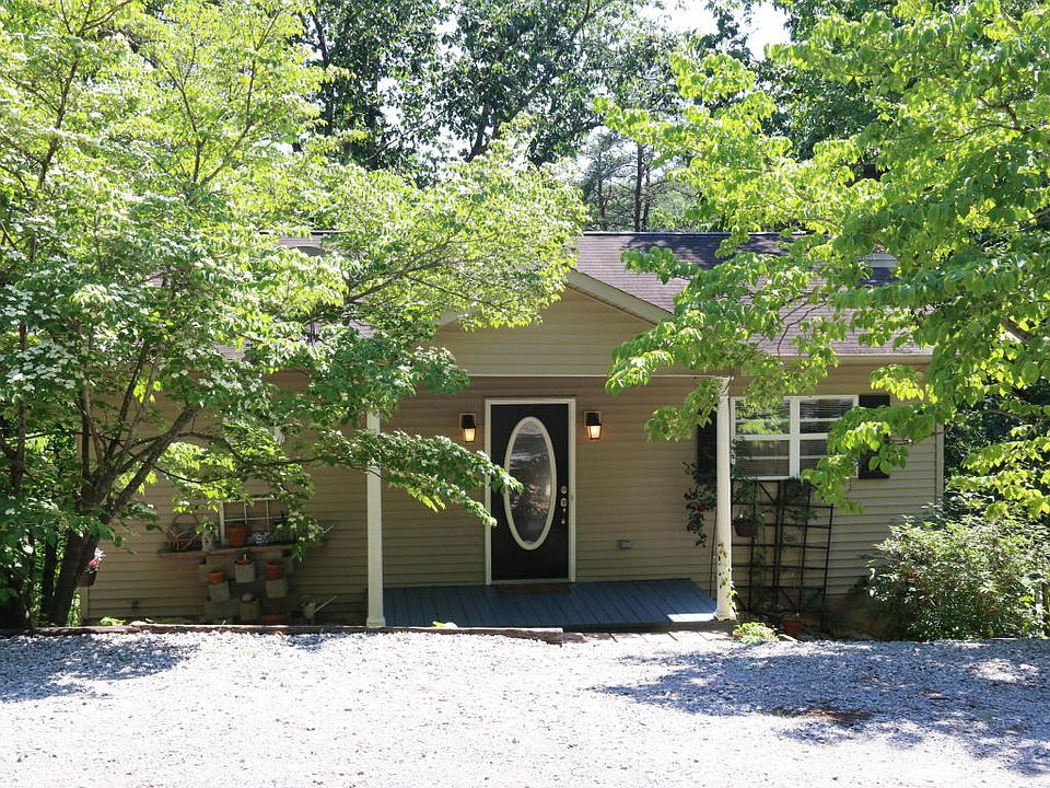 1st image of 1444 Estates Dr